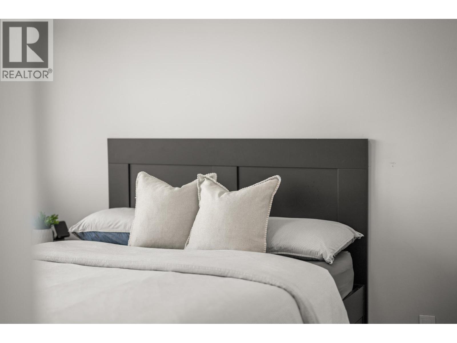 2103 280 Ross Drive, New Westminster, British Columbia  V3L 0C2 - Photo 21 - R3063188