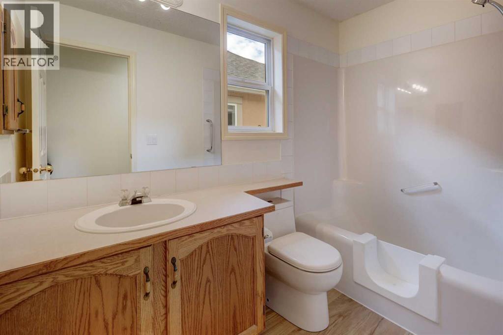 104 Saddlemead Road Ne, Calgary, Alberta  T3J 4J3 - Photo 18 - A2267846