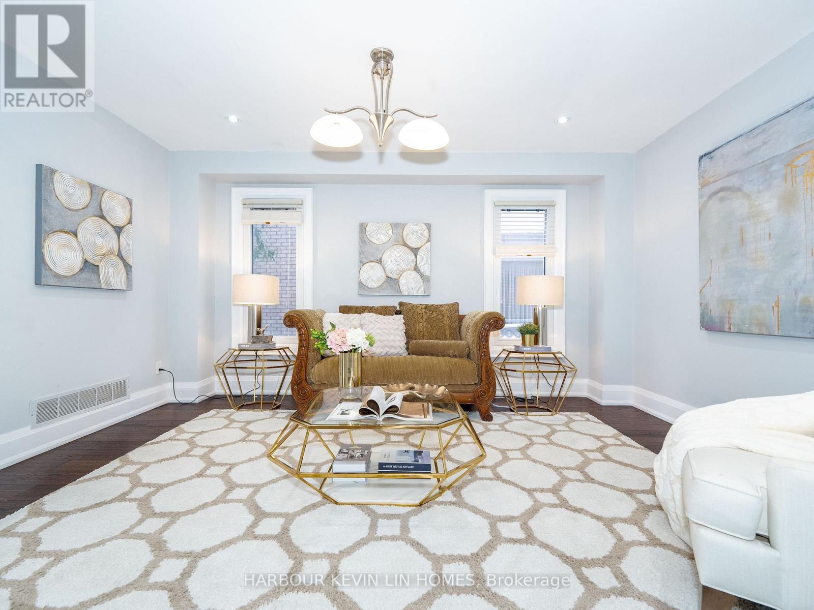 43 Piccadilly Road, Richmond Hill, Ontario  L4B 1S9 - Photo 17 - N12539728