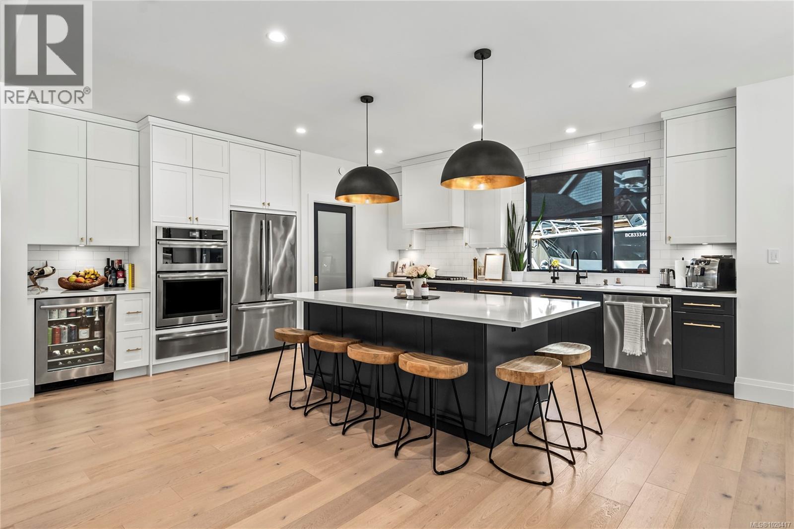 548 Nebraska Pl, Campbell River, British Columbia  V9H 0E3 - Photo 2 - 1020417