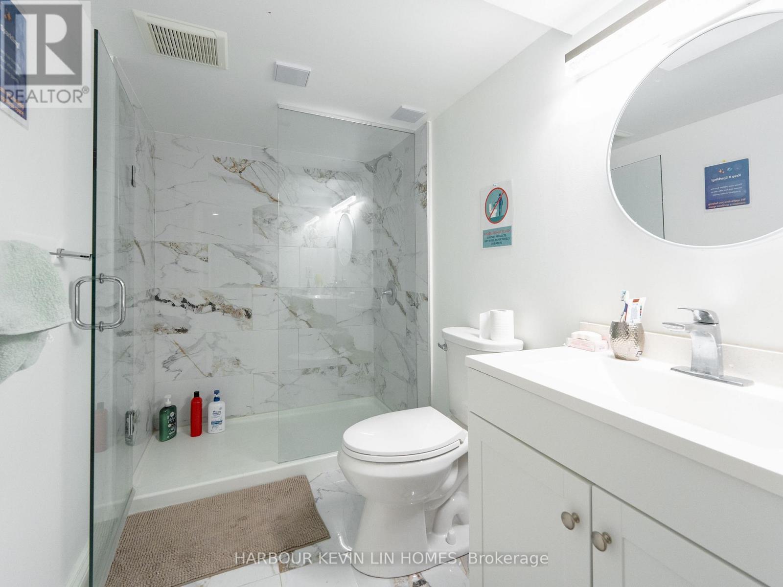 43 Piccadilly Road, Richmond Hill, Ontario  L4B 1S9 - Photo 34 - N12539728