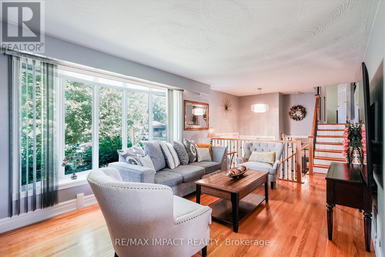 415 Jane Avenue, Oshawa, Ontario  L1J 3L6 - Photo 6 - E12545584