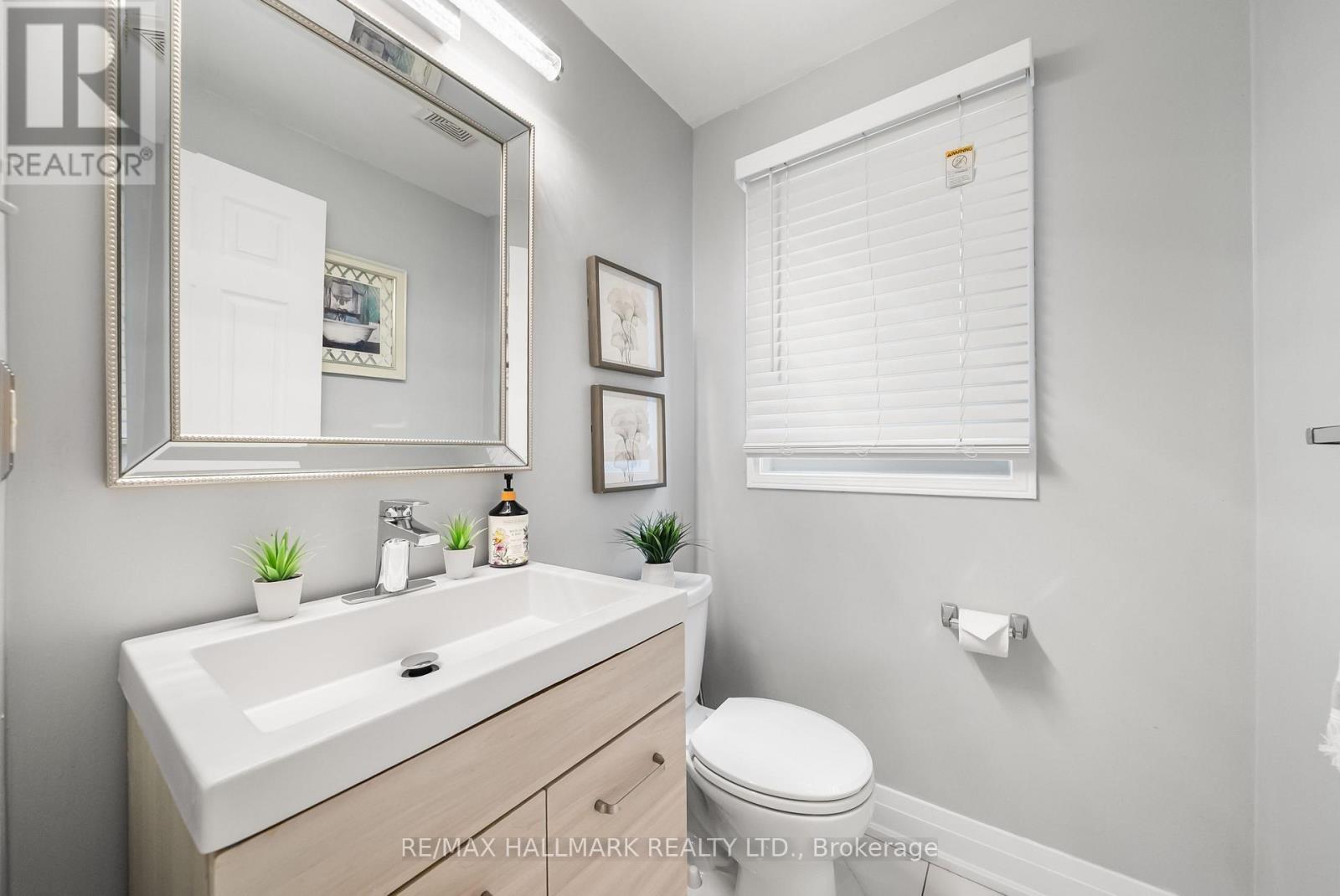 205 Bean Crescent, Ajax, Ontario  L1T 4K4 - Photo 3 - E12545598