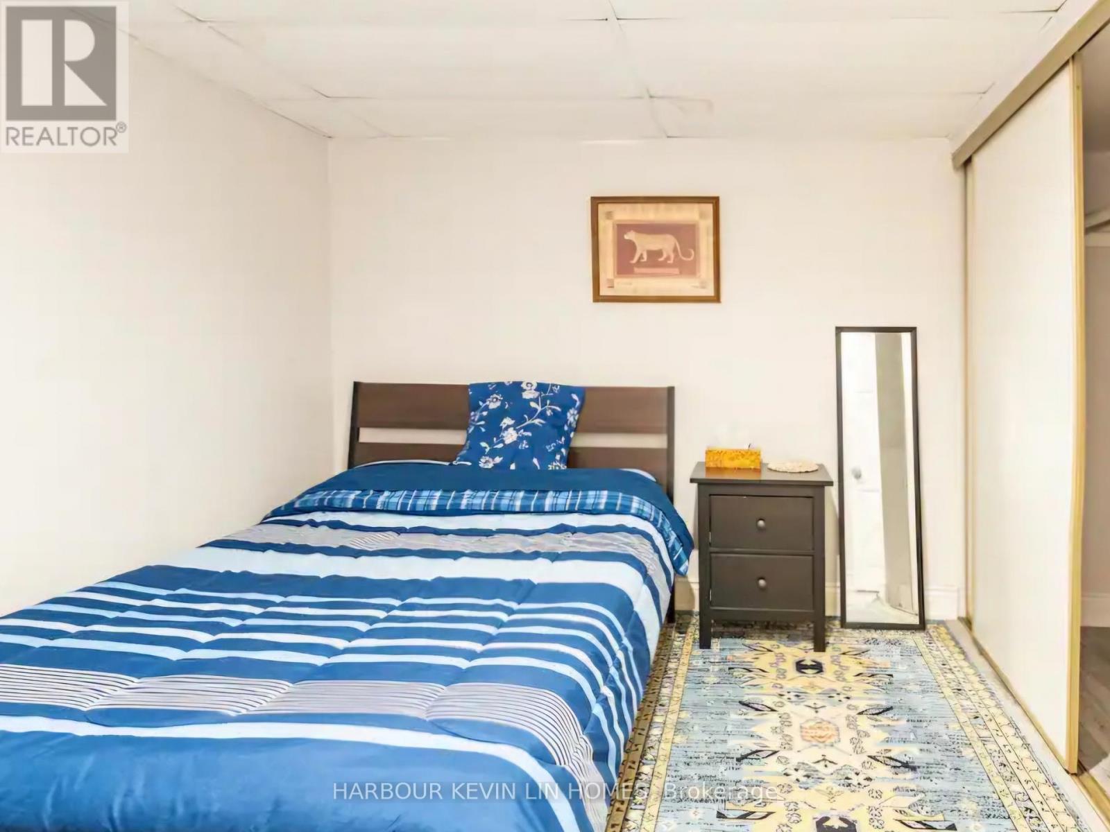 43 Piccadilly Road, Richmond Hill, Ontario  L4B 1S9 - Photo 42 - N12539728