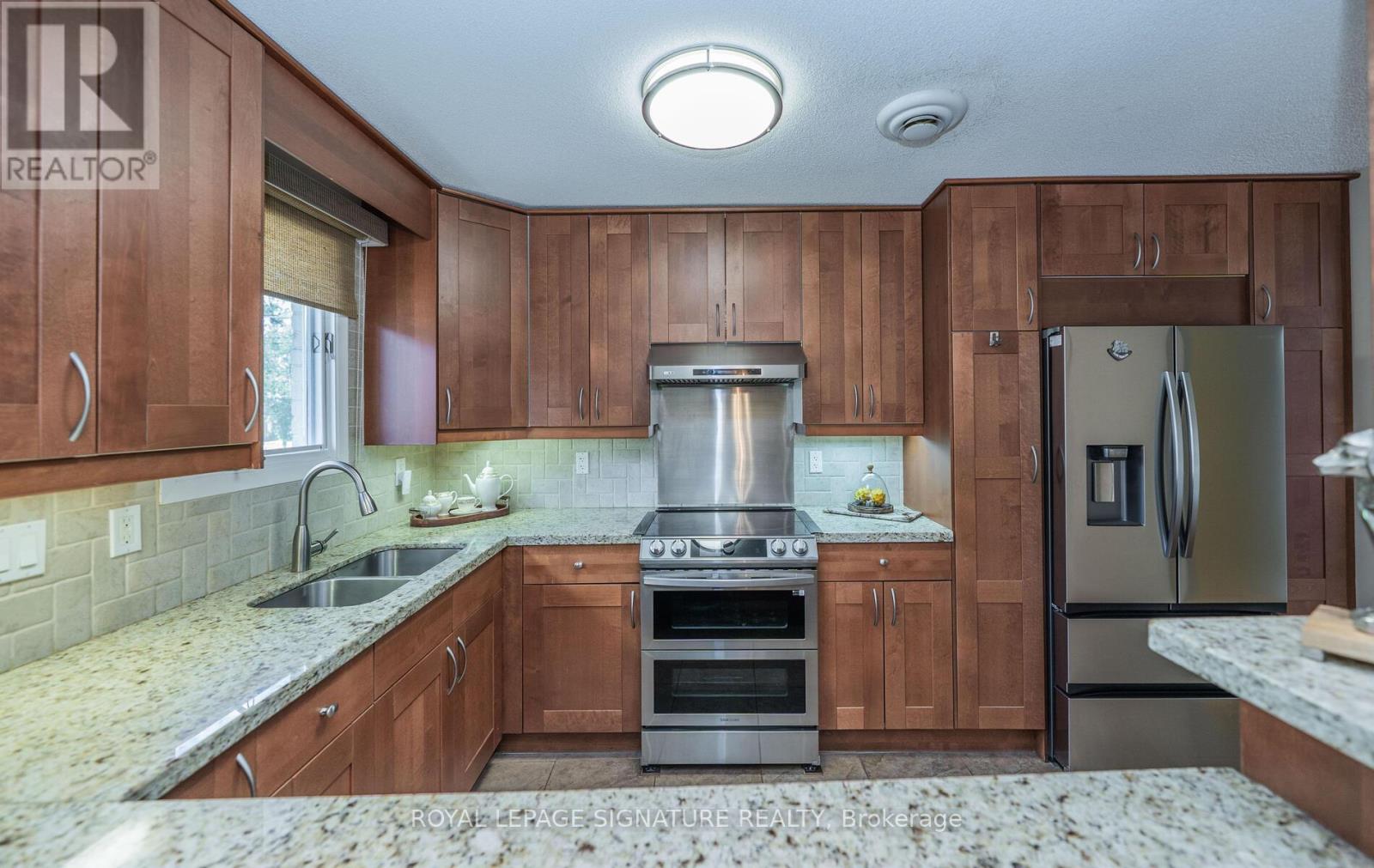 2098 Pharmacy Avenue, Toronto, Ontario  M1W 1H8 - Photo 12 - E12545632