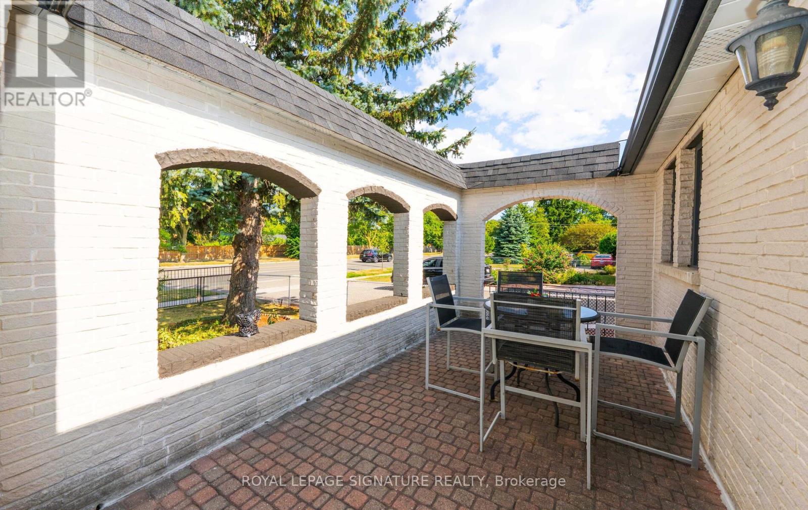 2098 Pharmacy Avenue, Toronto, Ontario  M1W 1H8 - Photo 3 - E12545632