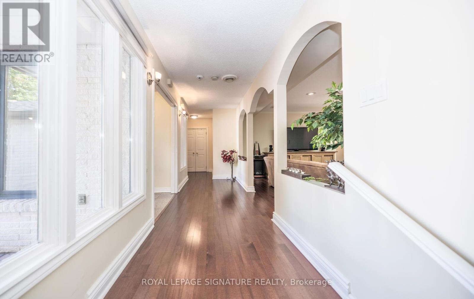 2098 Pharmacy Avenue, Toronto, Ontario  M1W 1H8 - Photo 5 - E12545632