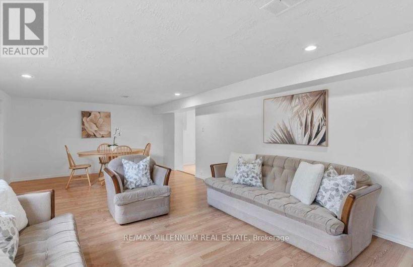 55 Slan Avenue, Toronto, Ontario  M1G 3B4 - Photo 8 - E12545636