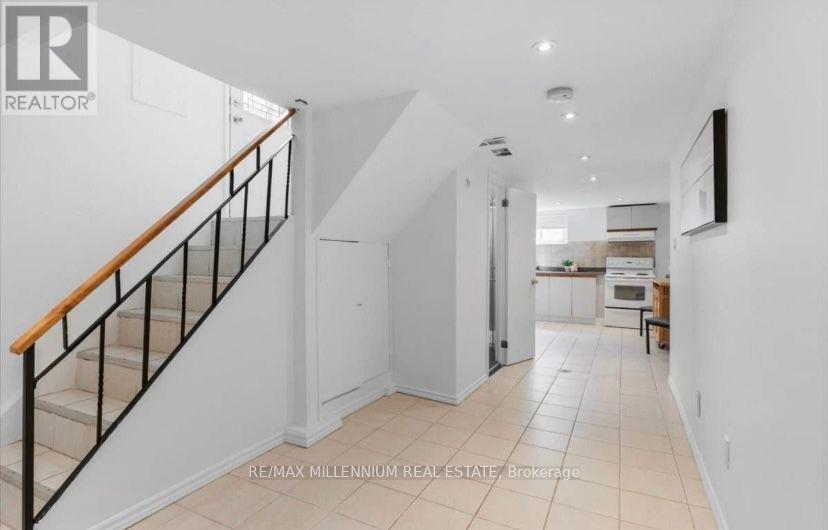 55 Slan Avenue, Toronto, Ontario  M1G 3B4 - Photo 9 - E12545636