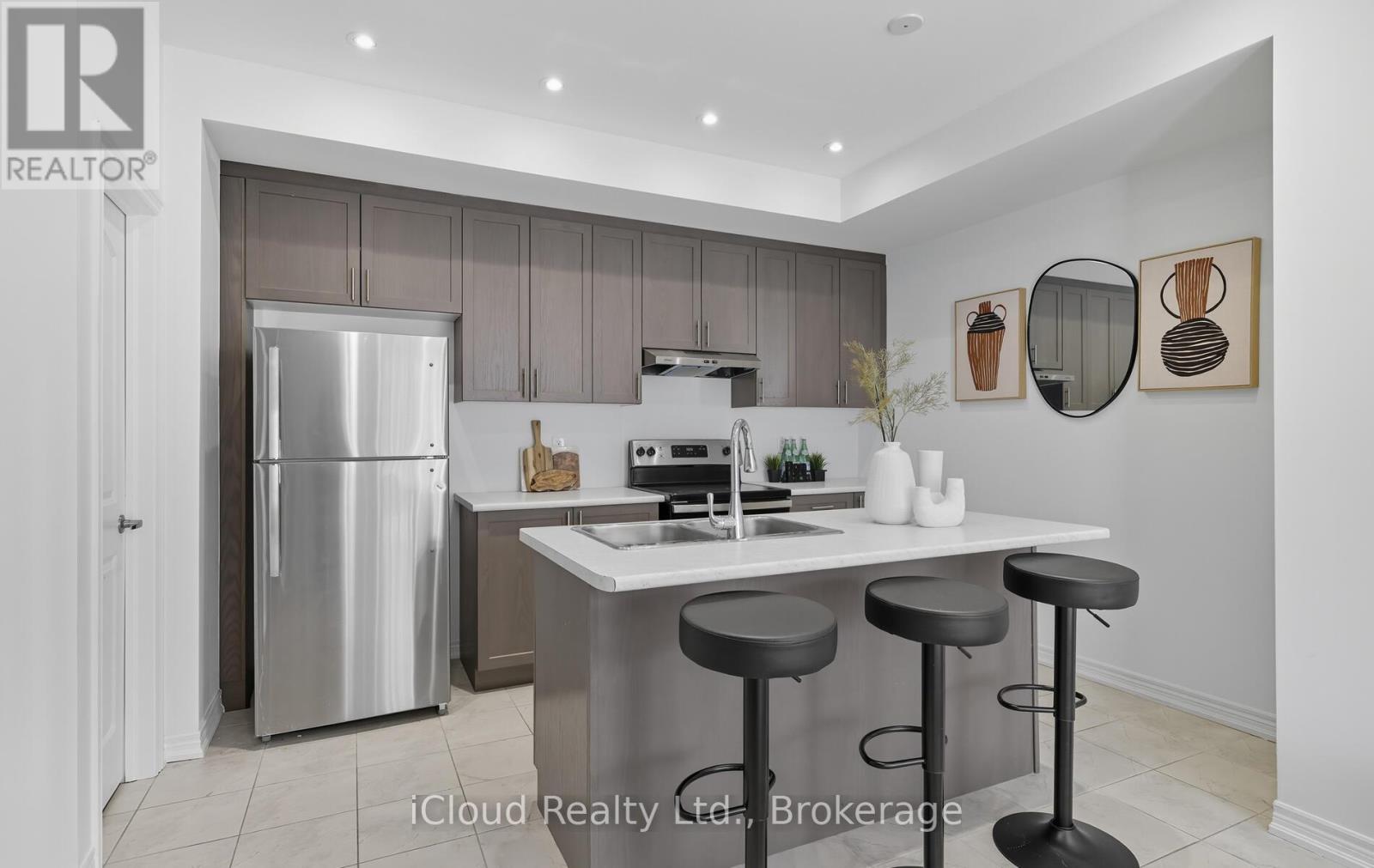 1117 Lockie Drive, Oshawa, Ontario  L1L 0R9 - Photo 13 - E12545658