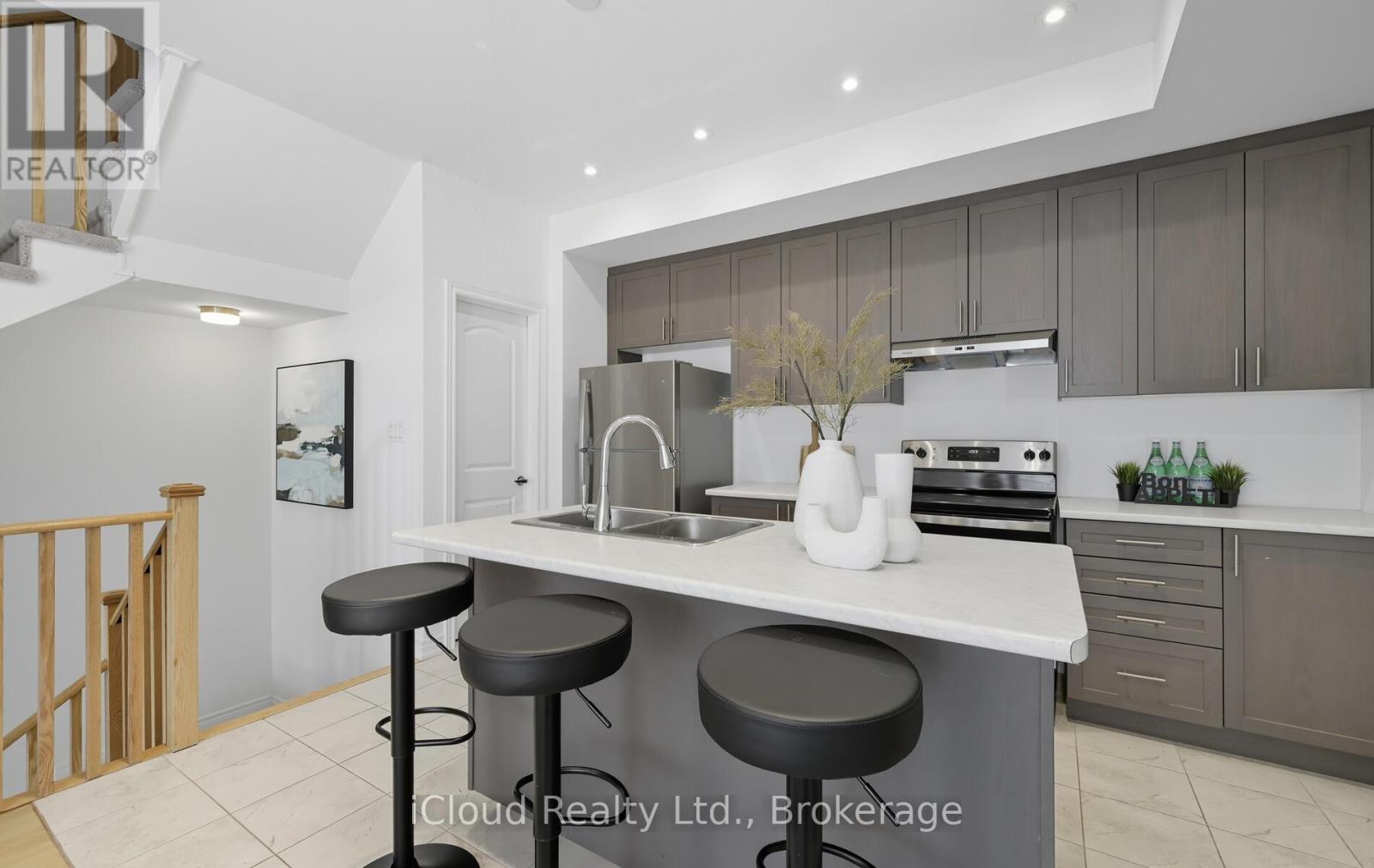 1117 Lockie Drive, Oshawa, Ontario  L1L 0R9 - Photo 14 - E12545658