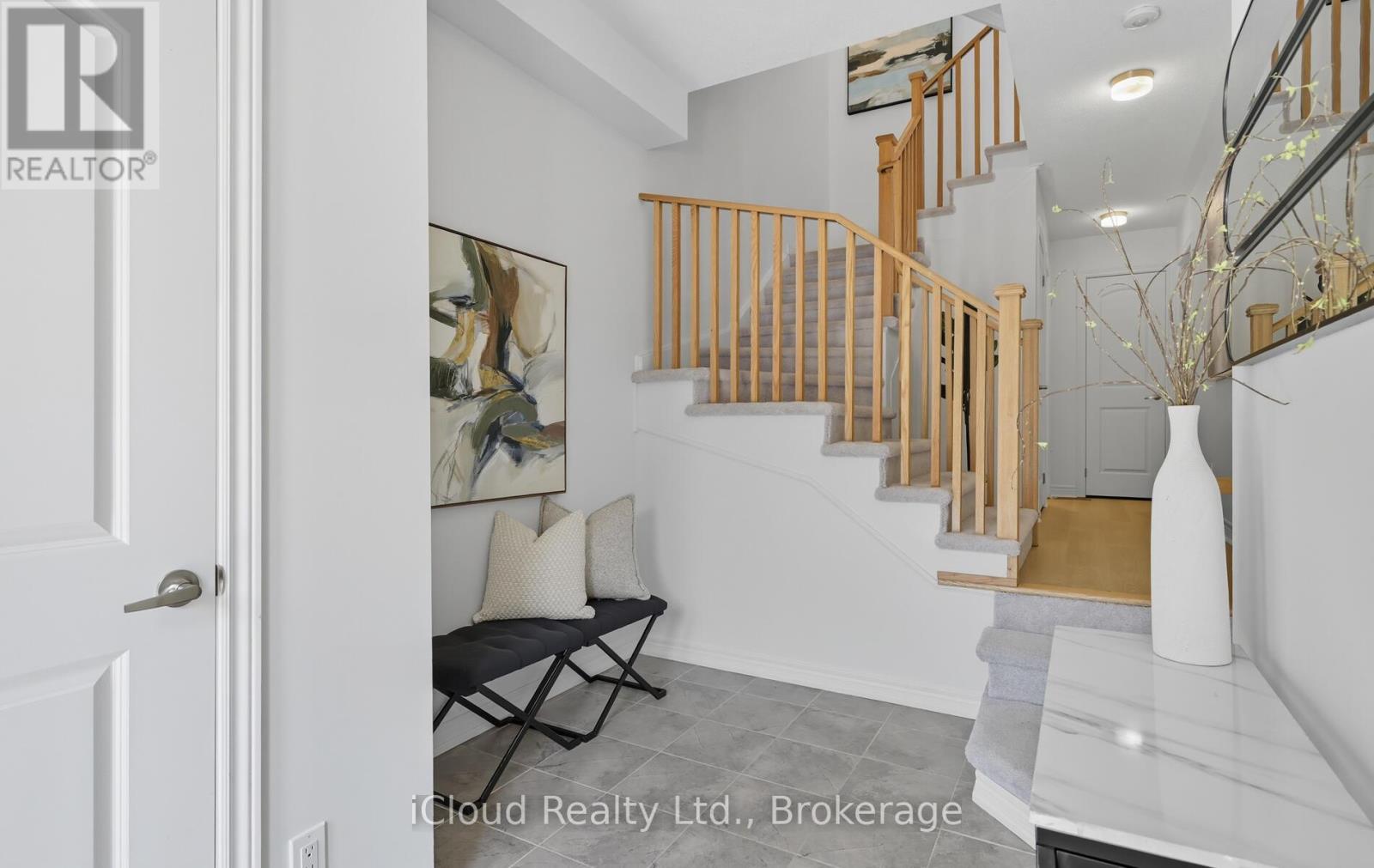 1117 Lockie Drive, Oshawa, Ontario  L1L 0R9 - Photo 7 - E12545658