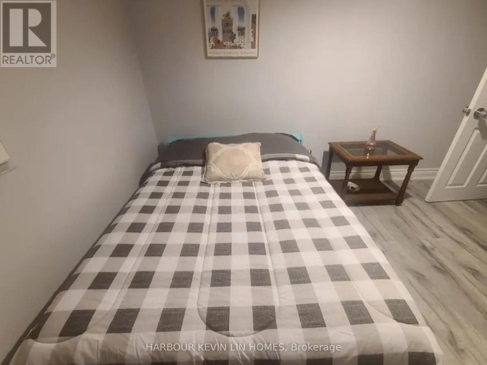 43 Piccadilly Road, Richmond Hill, Ontario  L4B 1S9 - Photo 43 - N12539728