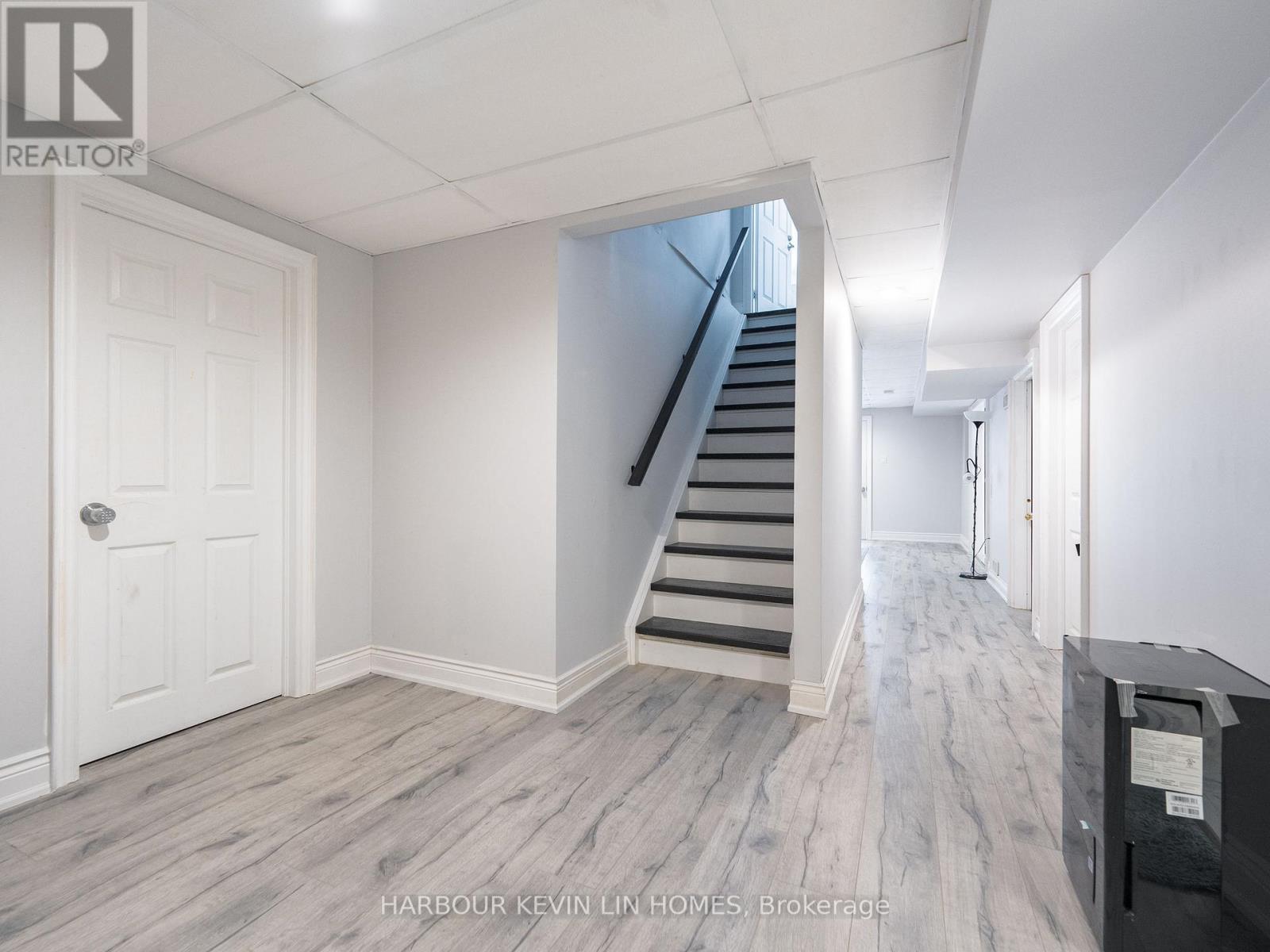 43 Piccadilly Road, Richmond Hill, Ontario  L4B 1S9 - Photo 33 - N12539728