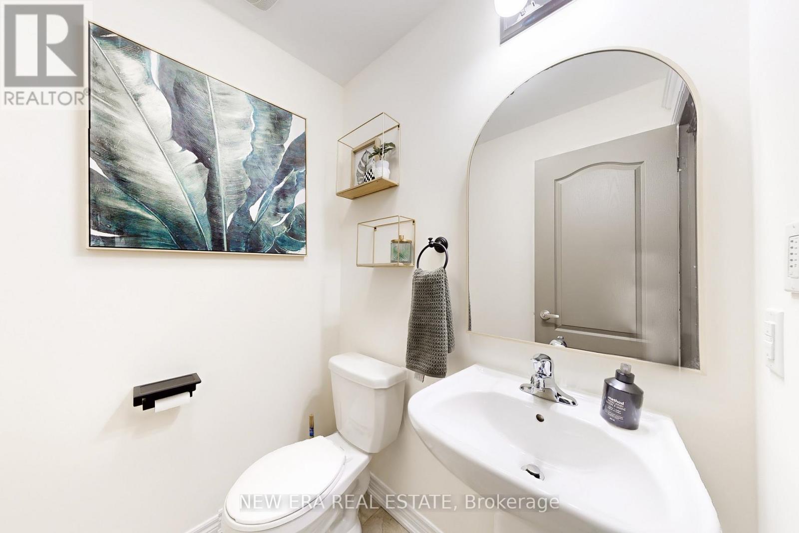 89 Thornapple Lane, Richmond Hill, Ontario  L4E 1E7 - Photo 14 - N12545534