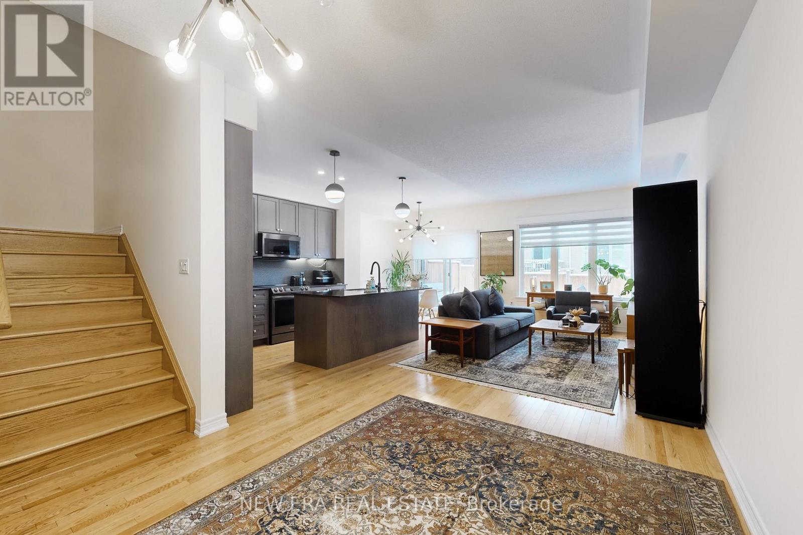 89 Thornapple Lane, Richmond Hill, Ontario  L4E 1E7 - Photo 15 - N12545534