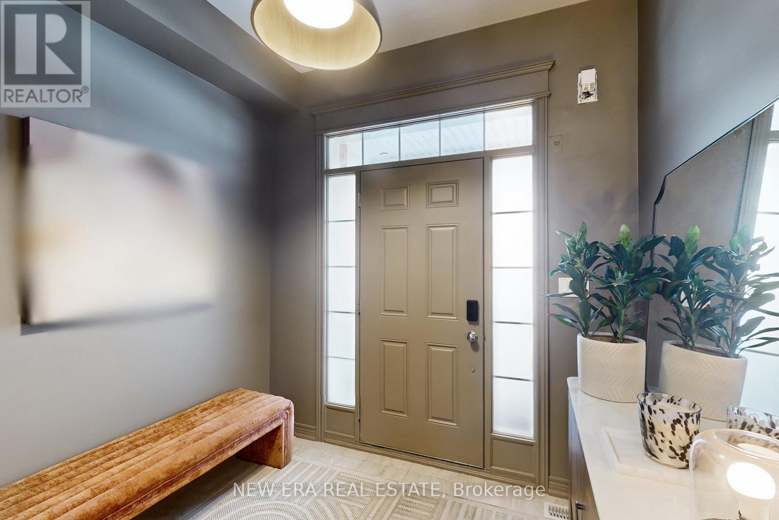 89 Thornapple Lane, Richmond Hill, Ontario  L4E 1E7 - Photo 16 - N12545534