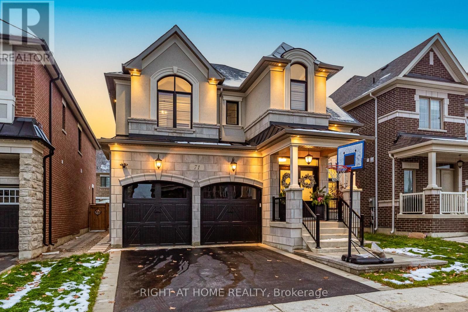 71 TEN PINES ROAD, Vaughan, Ontario