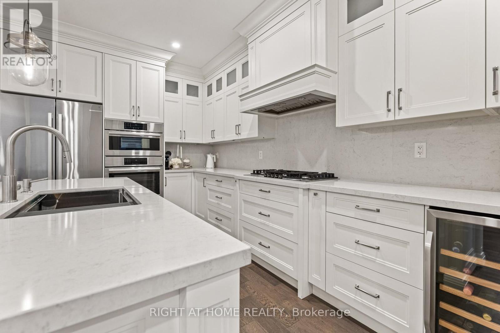 71 Ten Pines Road, Vaughan, Ontario  L4H 5B4 - Photo 19 - N12545548