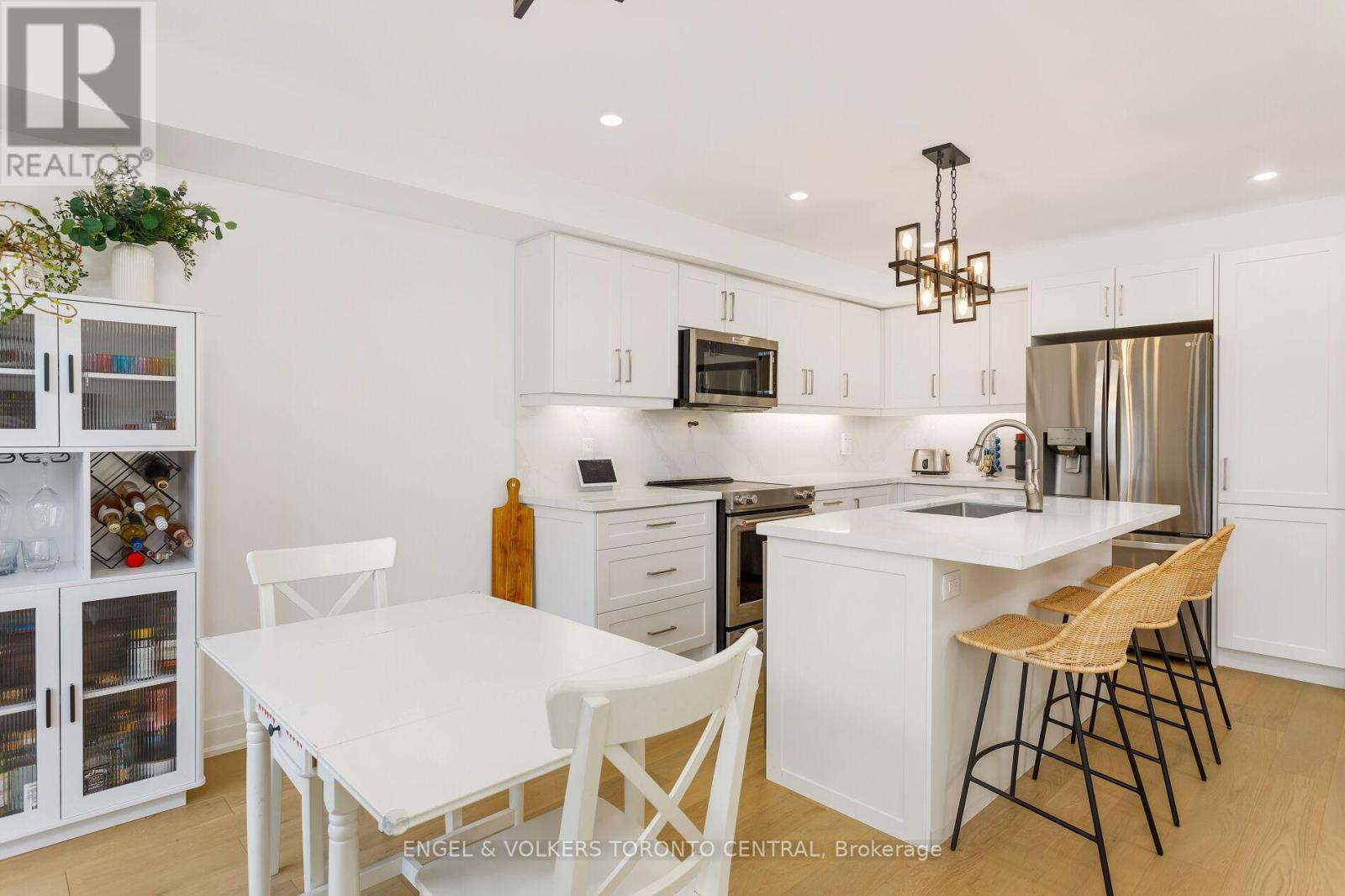 41 Gianmarco Way, Vaughan, Ontario  L6A 3J3 - Photo 10 - N12545586