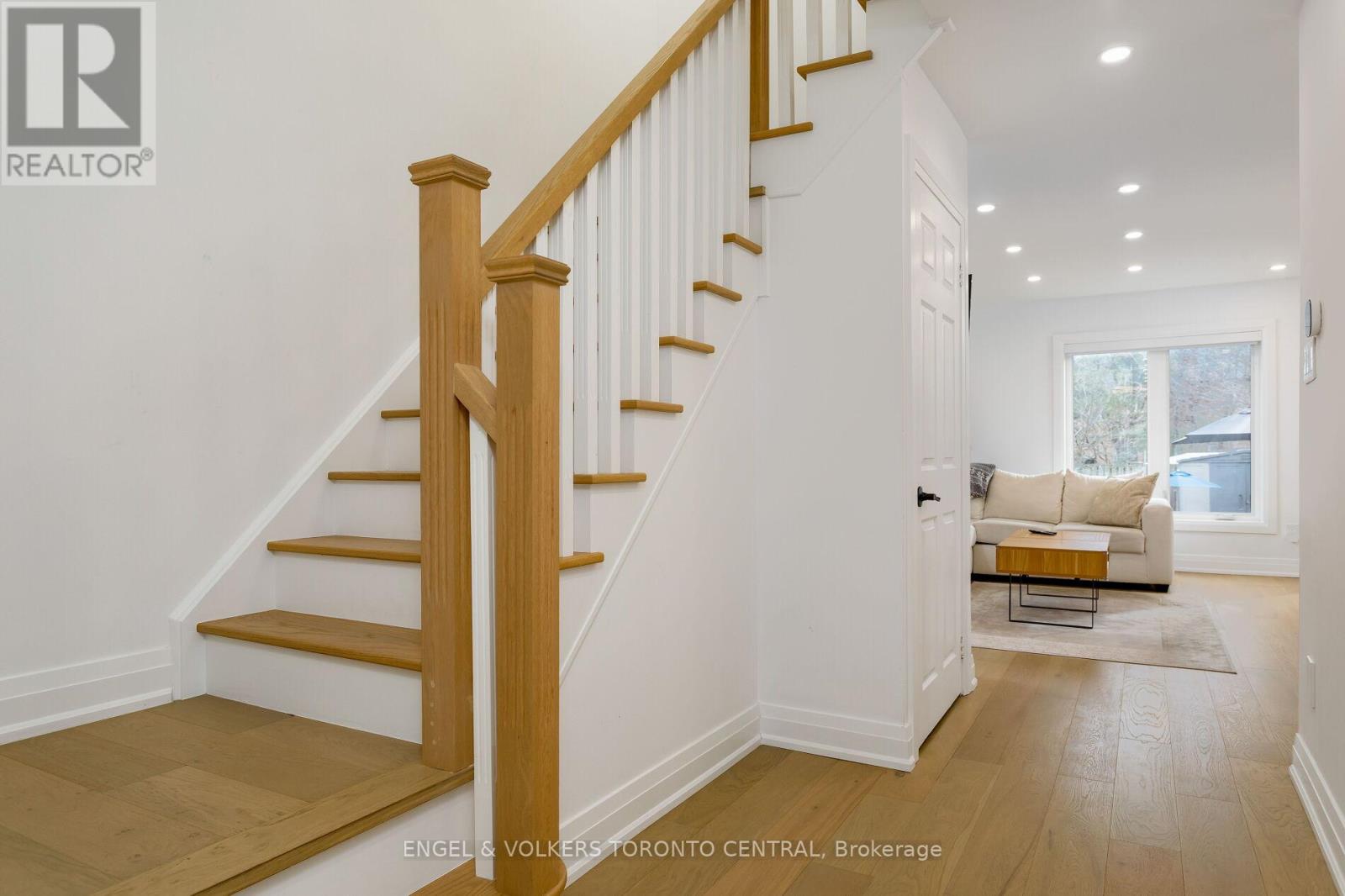 41 Gianmarco Way, Vaughan, Ontario  L6A 3J3 - Photo 17 - N12545586