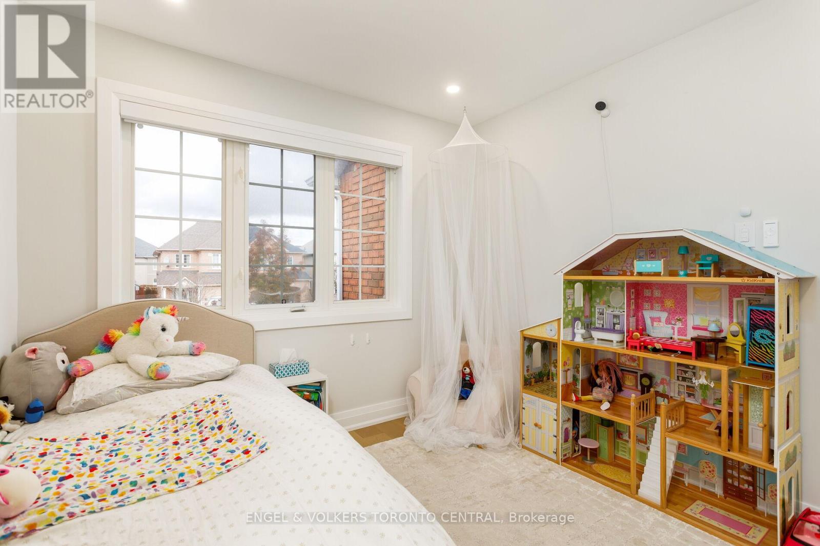 41 Gianmarco Way, Vaughan, Ontario  L6A 3J3 - Photo 21 - N12545586