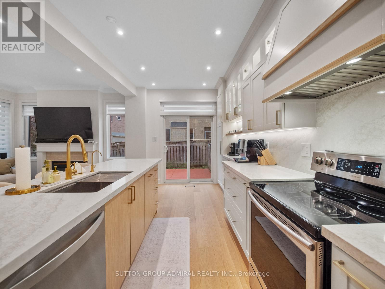 117 Wildberry Crescent, Vaughan, Ontario  L4H 2C4 - Photo 14 - N12545682