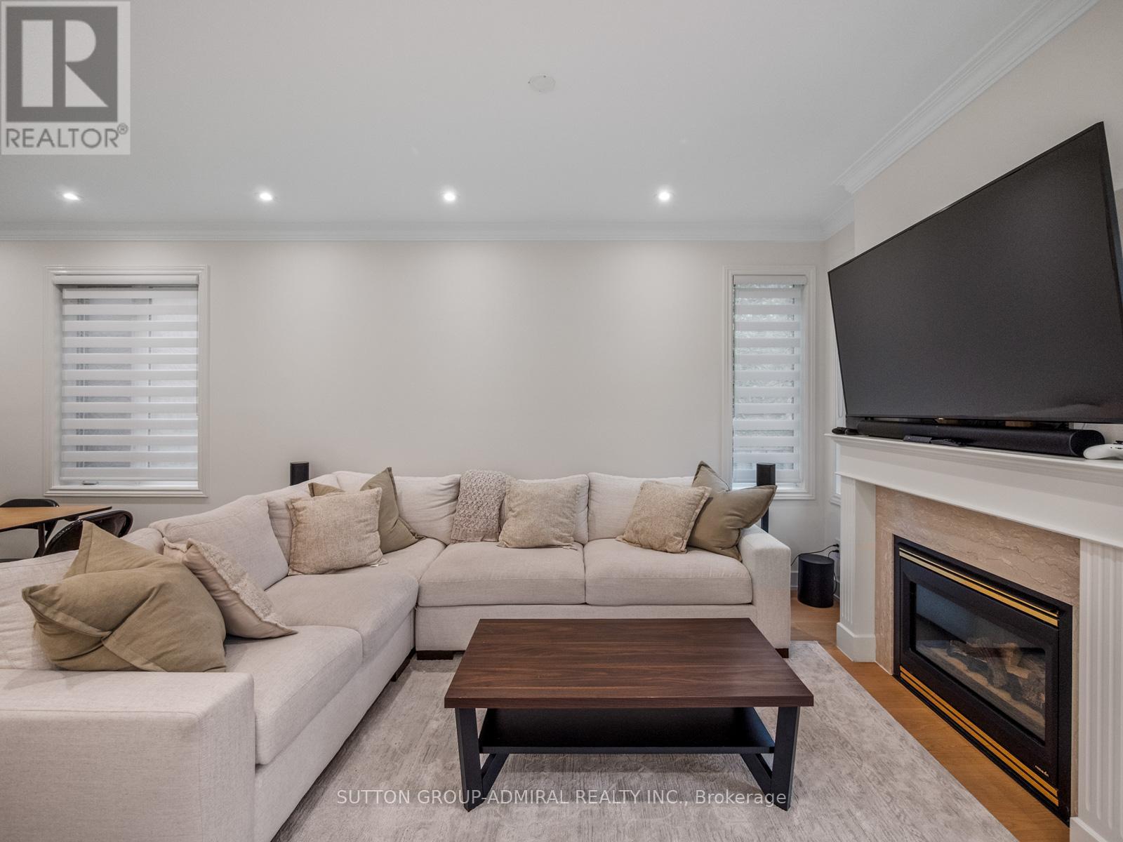 117 Wildberry Crescent, Vaughan, Ontario  L4H 2C4 - Photo 15 - N12545682