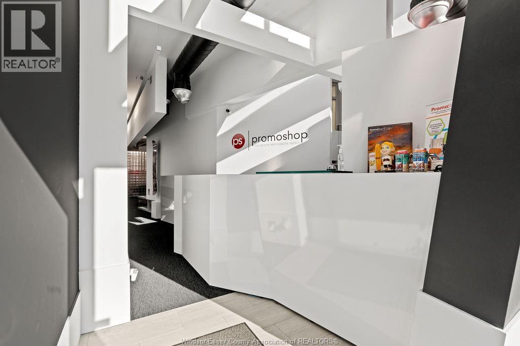 1570 Wyandotte East, Windsor, Ontario N9A 3L3 - Photo 6 - 25028843