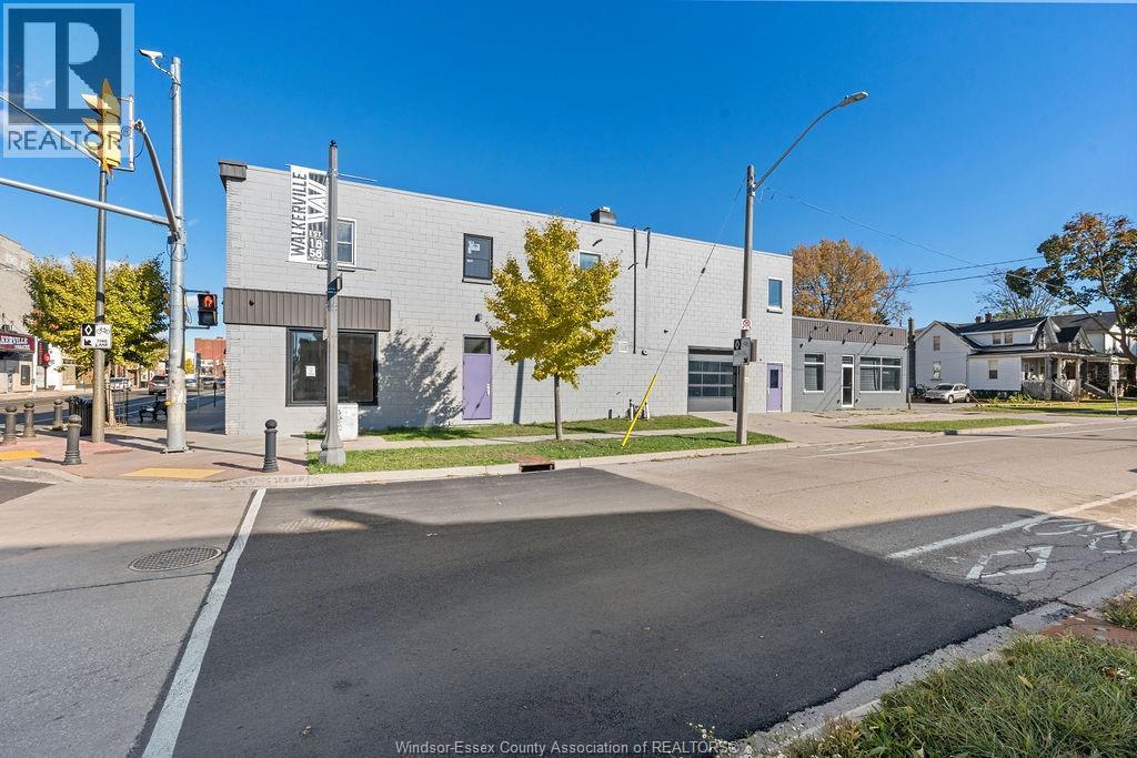 1519 Wyandotte, Windsor, Ontario N9A 3L3 - Photo 3 - 25028842