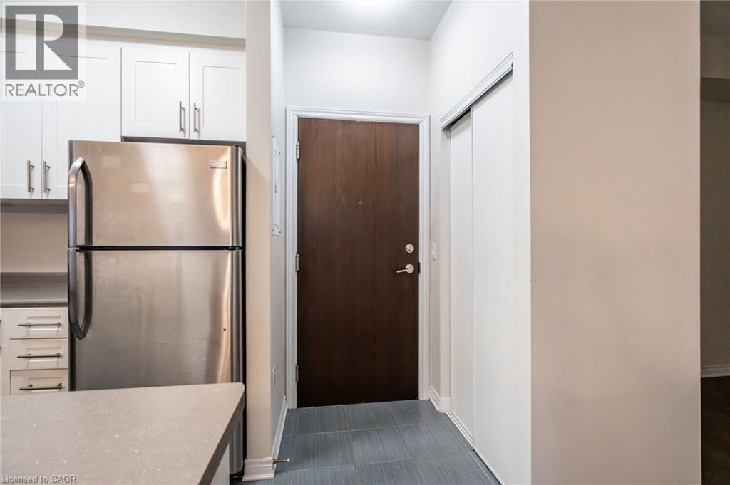 216 Oak Park Boulevard Unit# 213, Oakville, Ontario L6H 0K3 - Photo 4 - 40781200