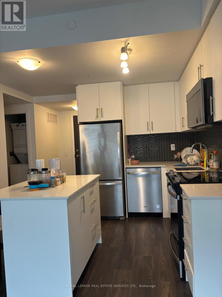 260 - 65 Attmar Drive, Brampton, Ontario  L6P 0Y6 - Photo 4 - W12545540