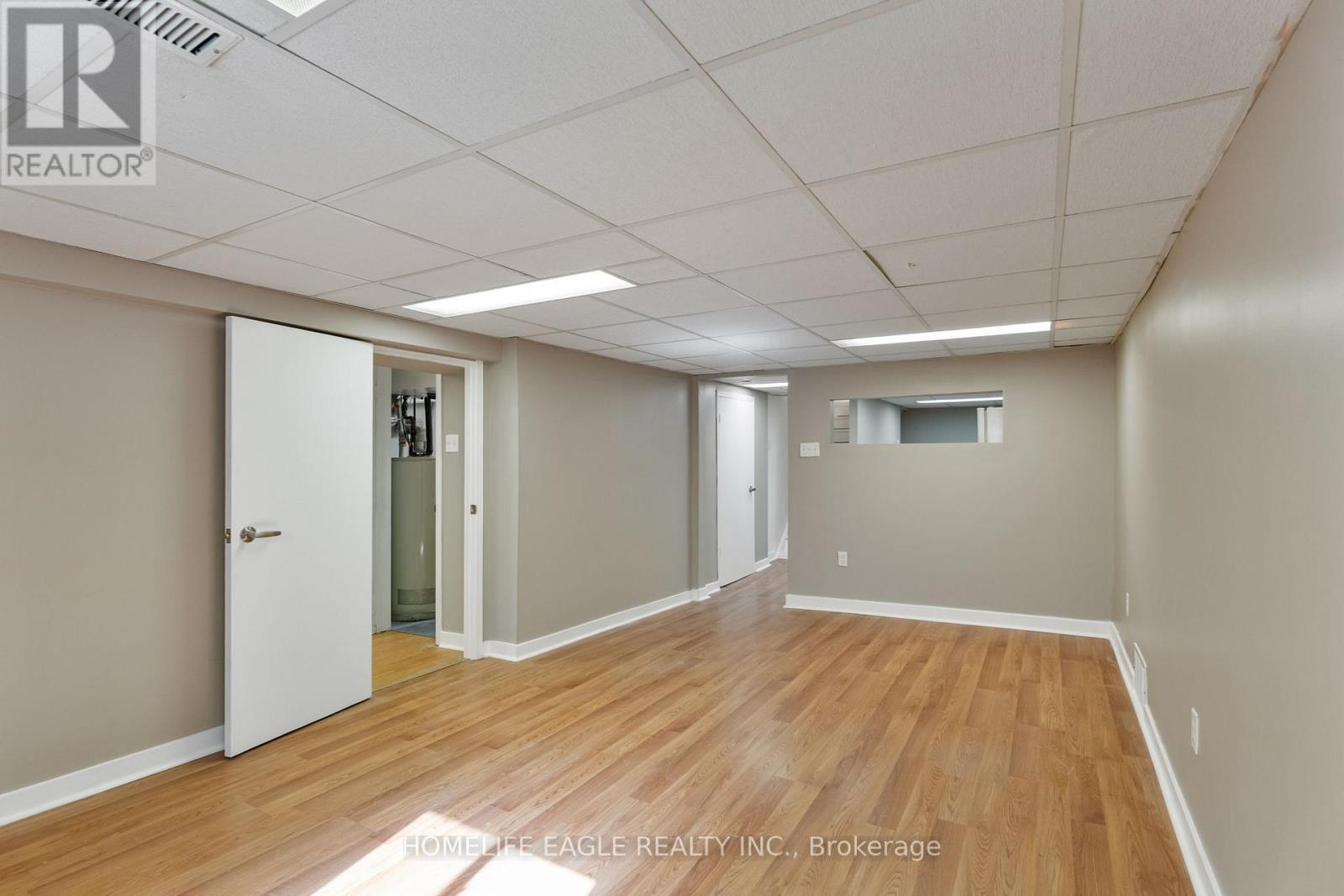 46 Athol Avenue, Toronto, Ontario  M8Z 2A4 - Photo 19 - W12545542