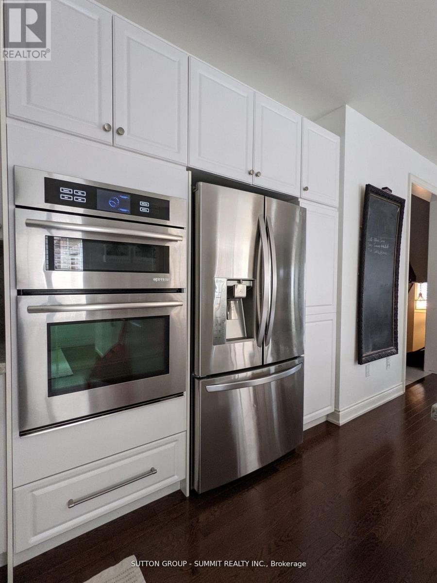 5456 Oscar Peterson Boulevard, Mississauga, Ontario  L5M 0W2 - Photo 11 - W12545562