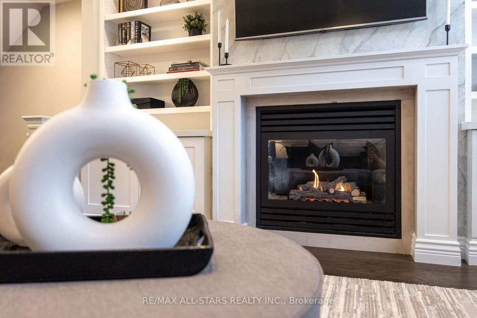 114 Six Point Road, Toronto, Ontario  M8Z 0A1 - Photo 13 - W12545572