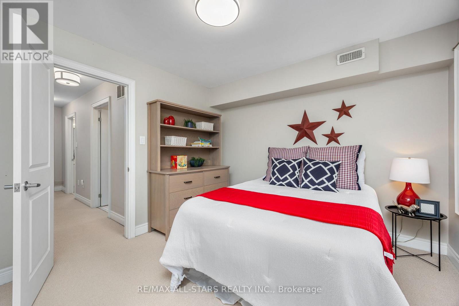 114 Six Point Road, Toronto, Ontario  M8Z 0A1 - Photo 25 - W12545572