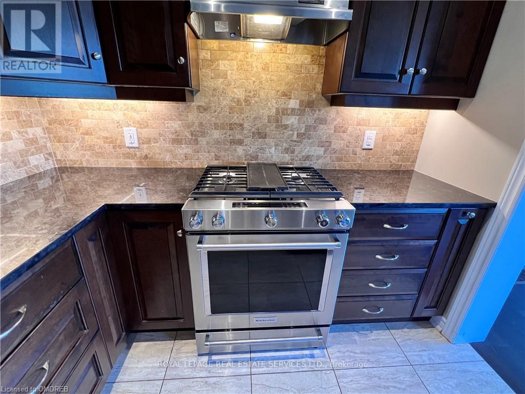 3140 Blackfriar Common, Oakville, Ontario  L6H 0P8 - Photo 10 - W12545596