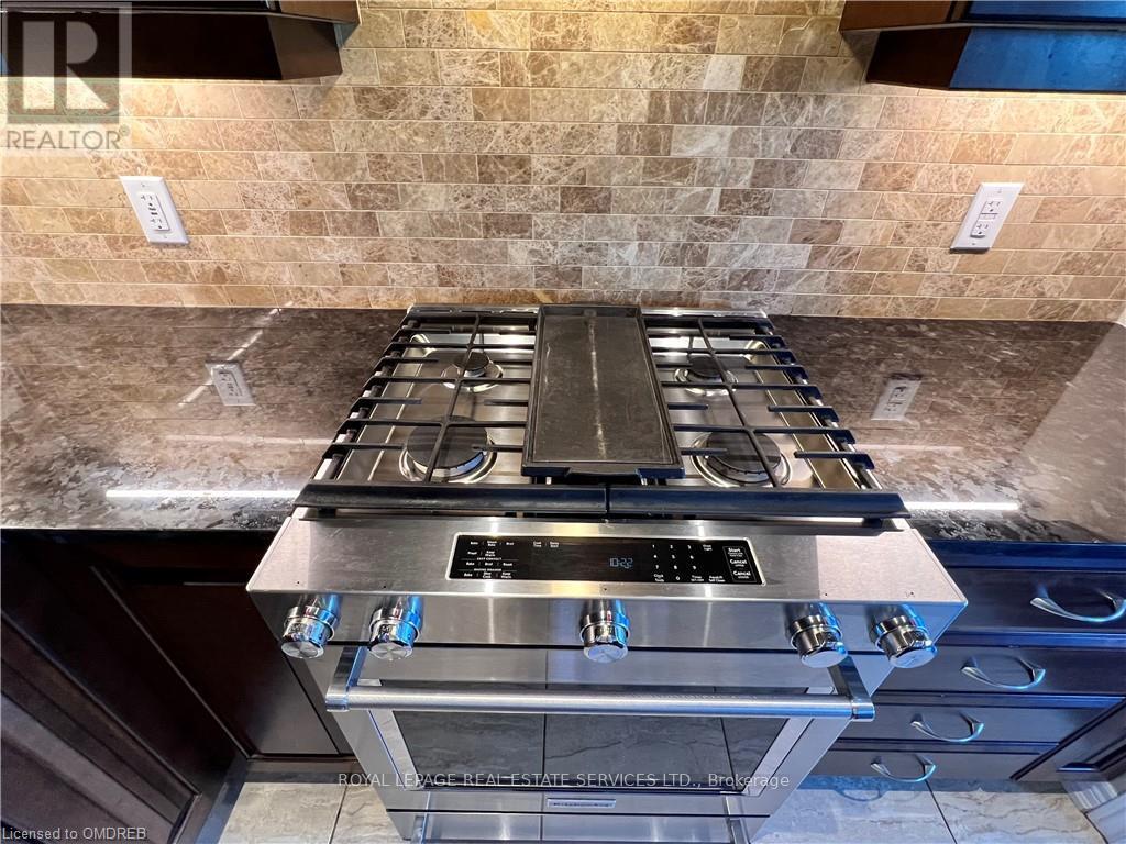 3140 Blackfriar Common, Oakville, Ontario  L6H 0P8 - Photo 12 - W12545596