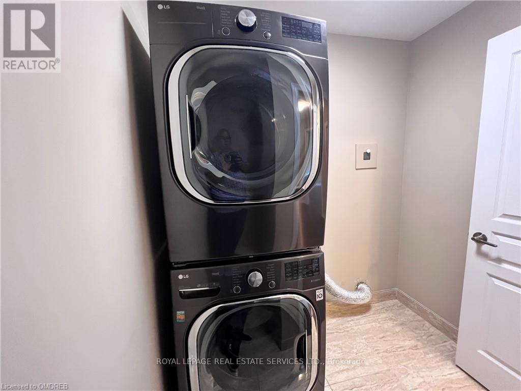 3140 Blackfriar Common, Oakville, Ontario  L6H 0P8 - Photo 26 - W12545596