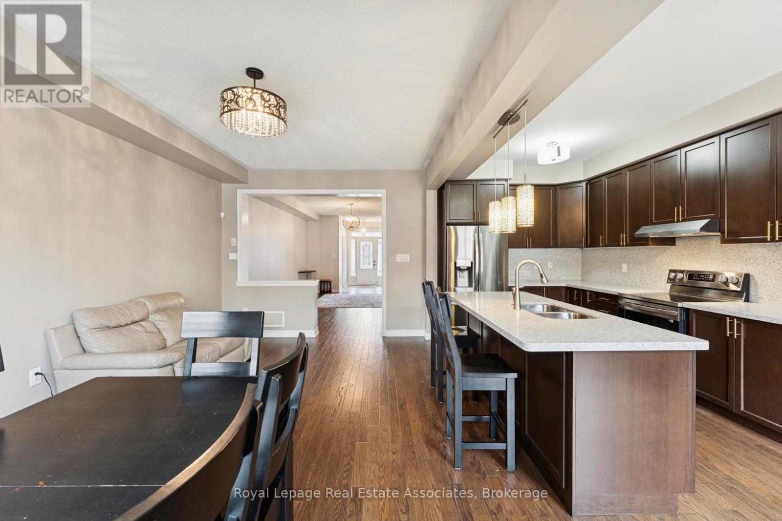 12 Diamond Leaf Lane, Halton Hills, Ontario  L7G 0G7 - Photo 13 - W12545618