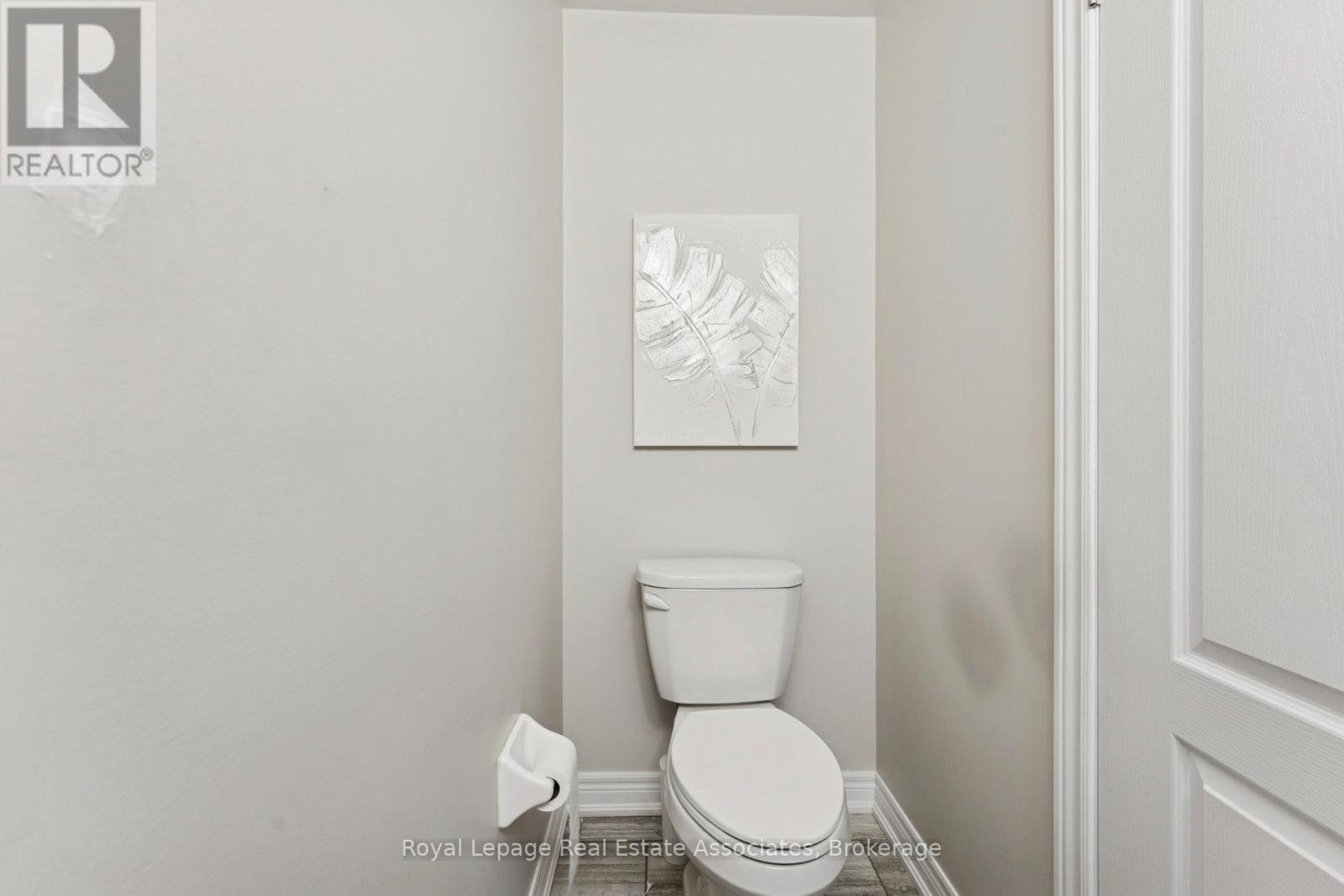 12 Diamond Leaf Lane, Halton Hills, Ontario  L7G 0G7 - Photo 17 - W12545618