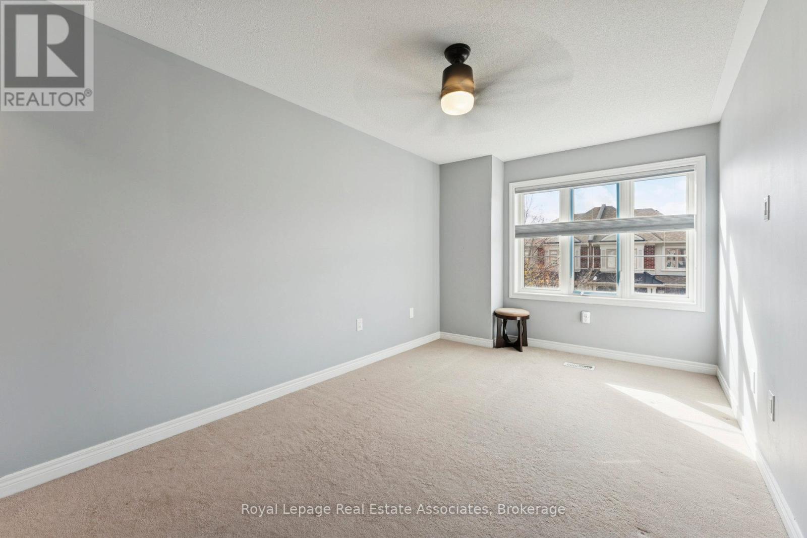 12 Diamond Leaf Lane, Halton Hills, Ontario  L7G 0G7 - Photo 25 - W12545618