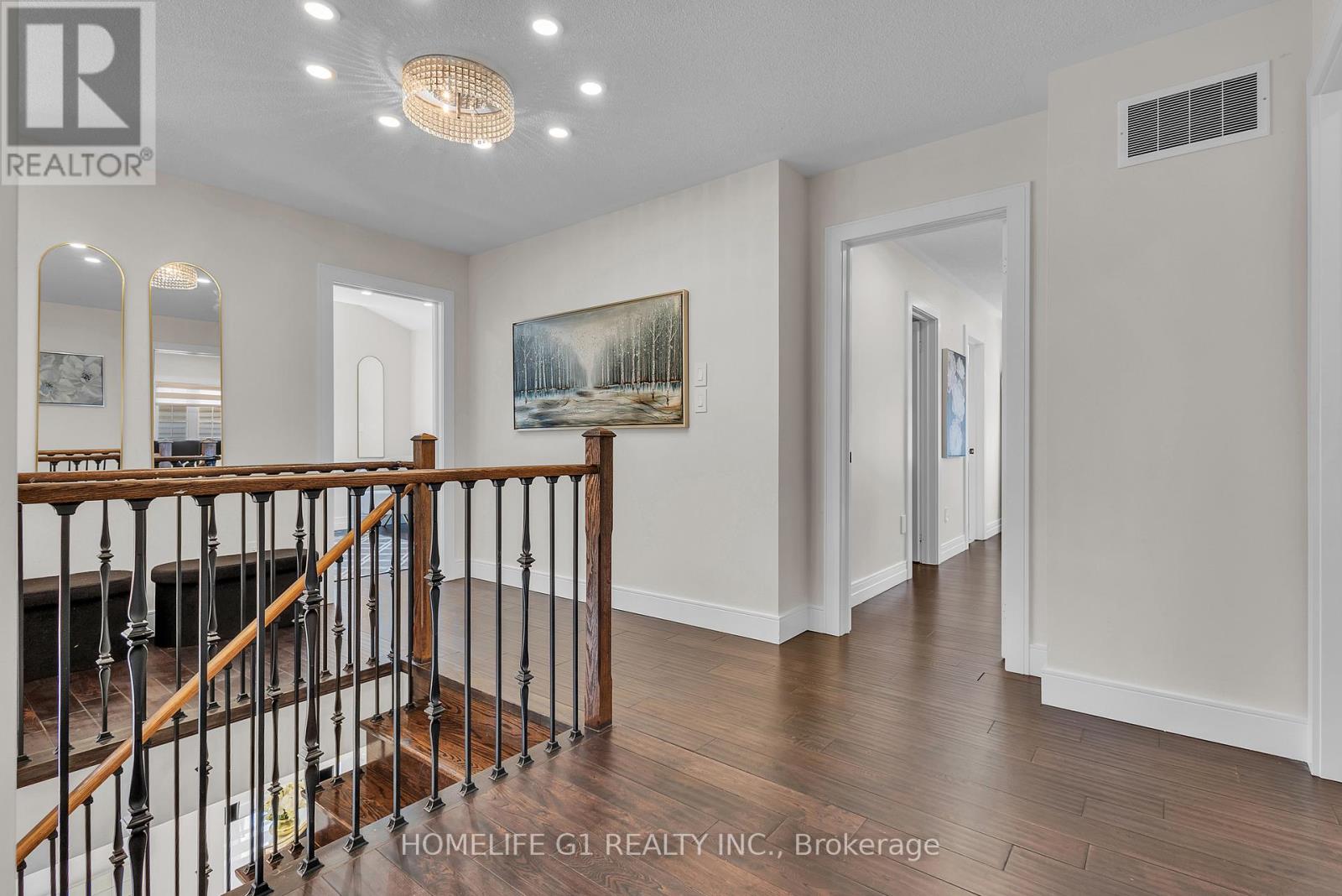 29 Sixteen Mile Drive, Oakville, Ontario L6M 0S8 - Photo 15 - W12545638