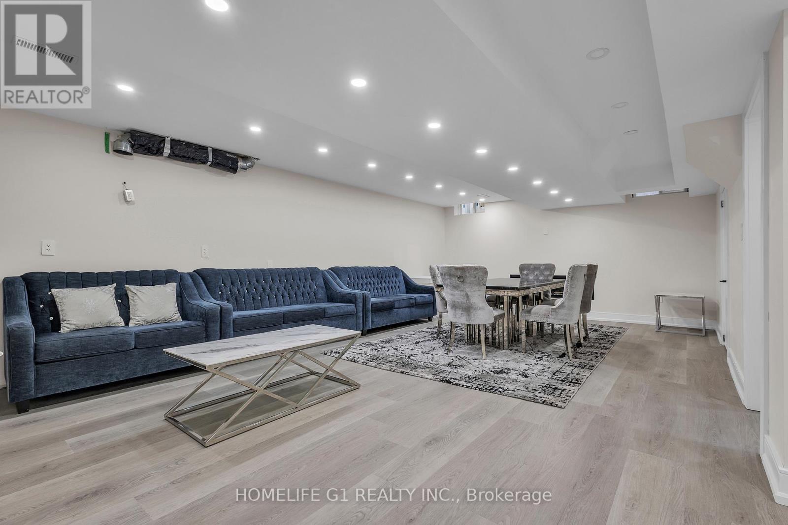 29 Sixteen Mile Drive, Oakville, Ontario L6M 0S8 - Photo 25 - W12545638