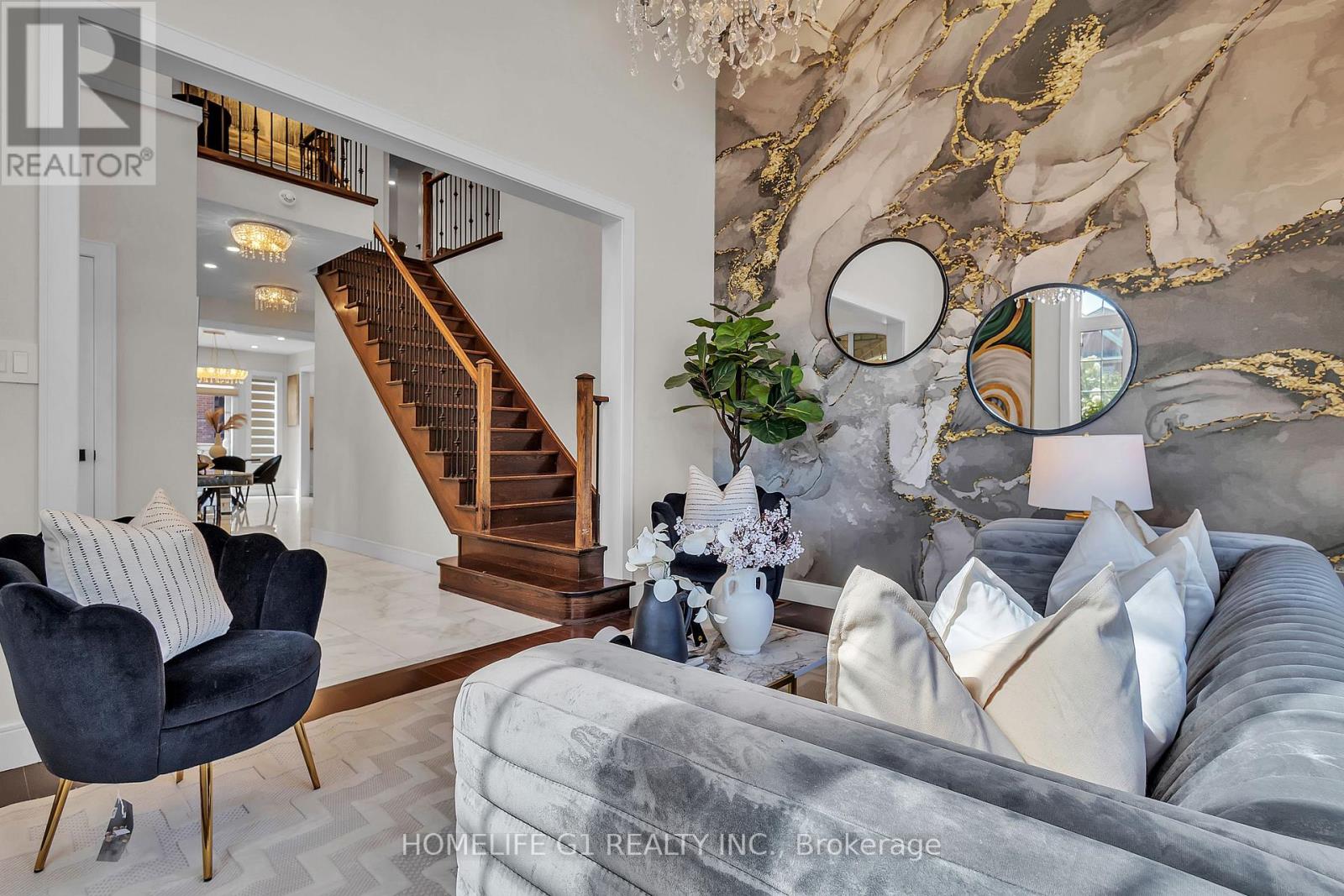 29 Sixteen Mile Drive, Oakville, Ontario L6M 0S8 - Photo 5 - W12545638