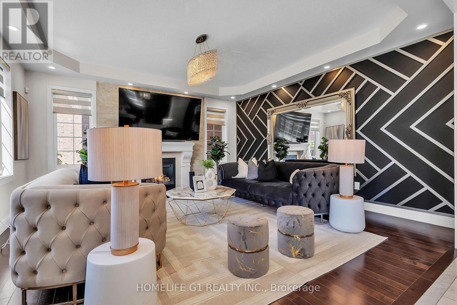 29 Sixteen Mile Drive, Oakville, Ontario L6M 0S8 - Photo 7 - W12545638