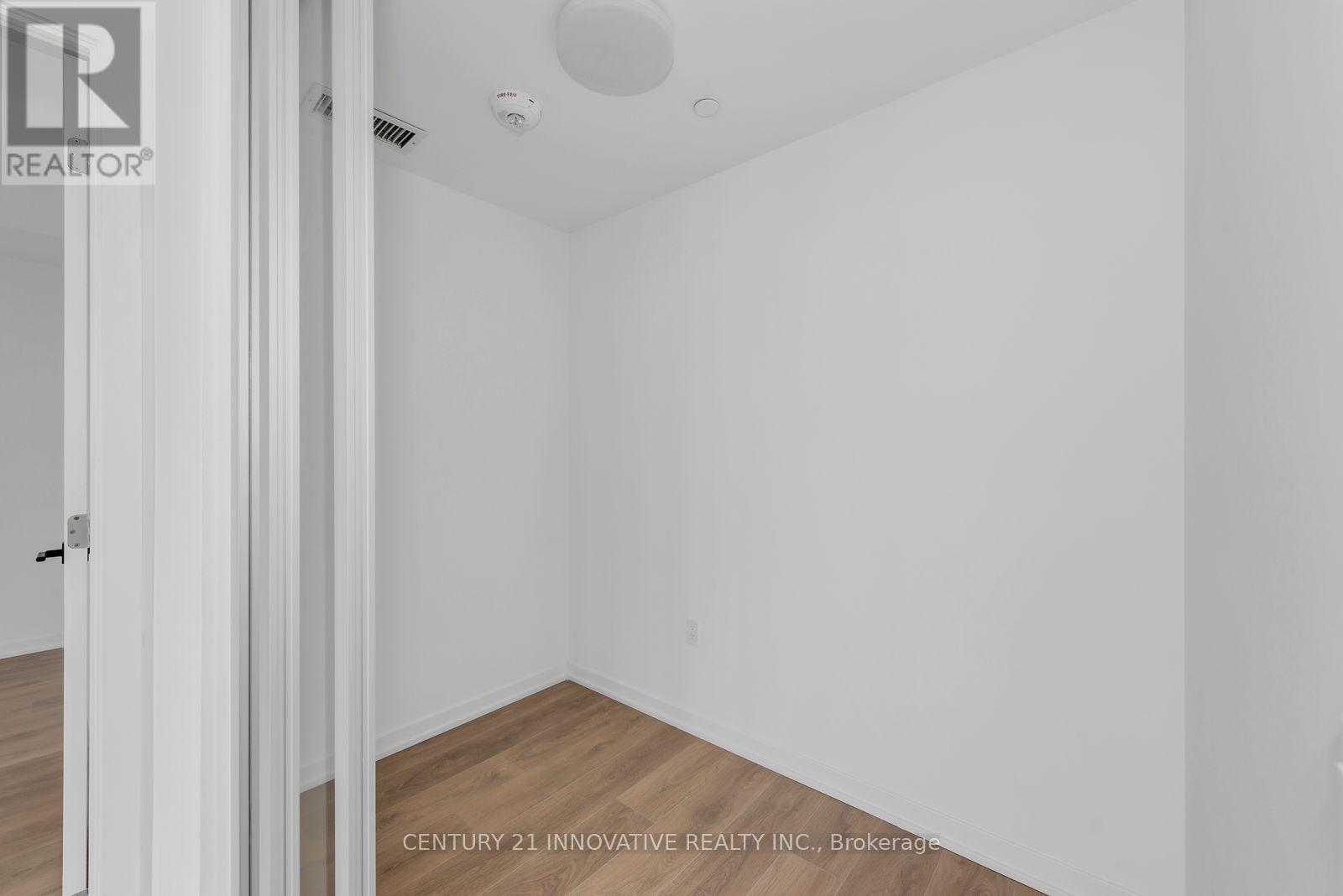 2806 - 1285 Dupont Street, Toronto, Ontario  M6H 0E3 - Photo 17 - W12545640