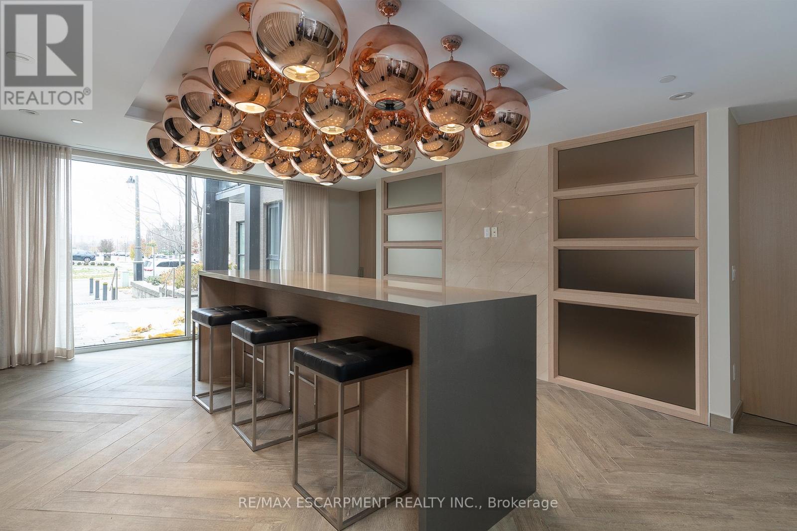 316 - 150 Sabina Drive, Oakville, Ontario  L6H 0W3 - Photo 22 - W12545652