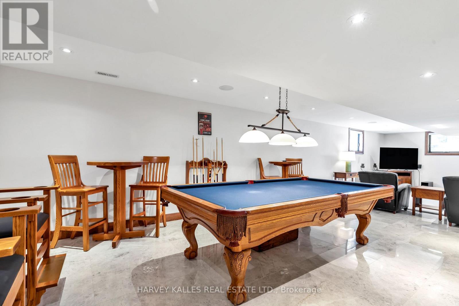 90 Oaklands Park Court, Burlington, Ontario  L7T 4G9 - Photo 12 - W12545674