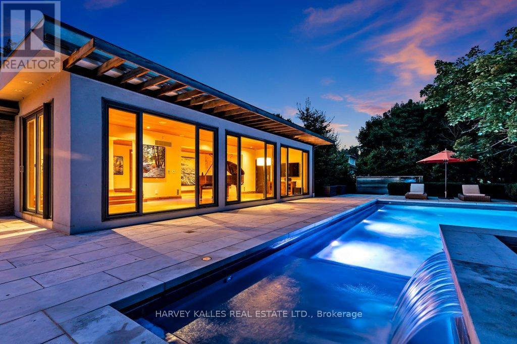 90 Oaklands Park Court, Burlington, Ontario  L7T 4G9 - Photo 18 - W12545674